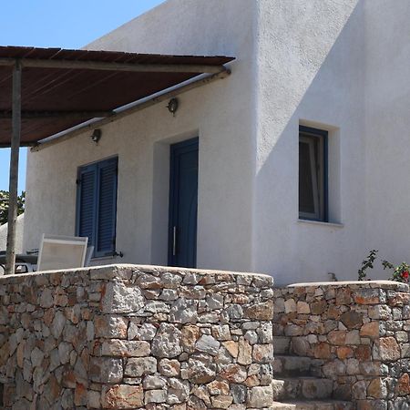 Anna'S Place Rooms Irakleia  Exterior photo
