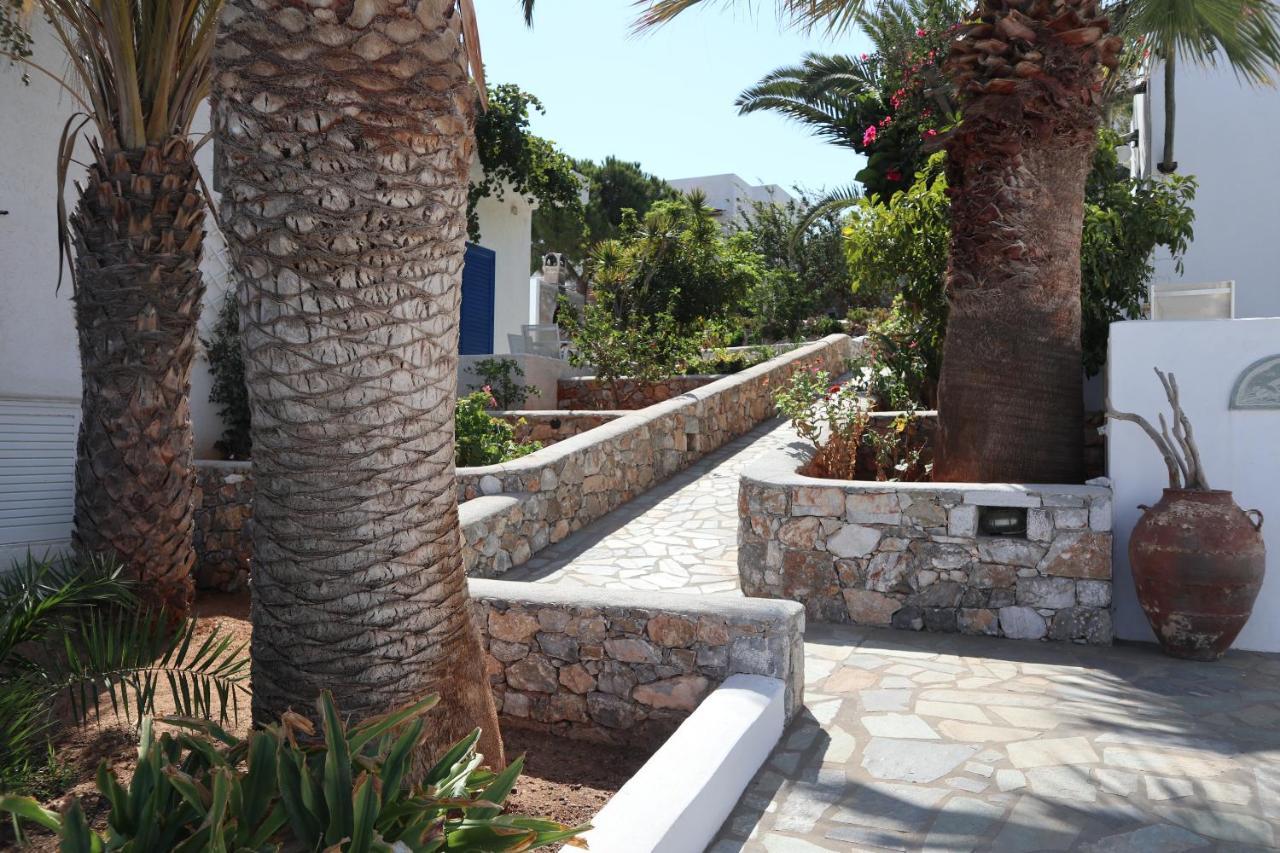 Anna'S Place Rooms Irakleia  Exterior photo